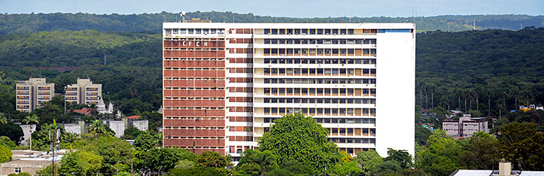 Fachada do prédio do CFCH